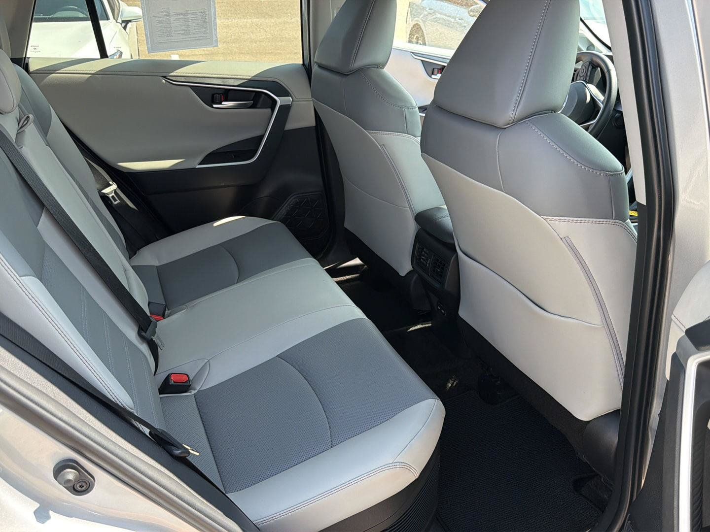Certified 2024 Toyota RAV4 Limited AWD/4WD image 17