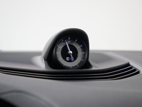 New 2026 Porsche Taycan image 30