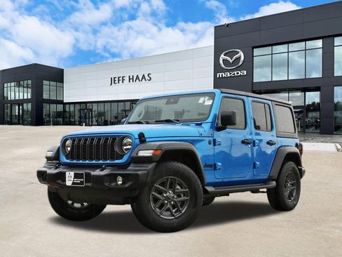 Used 2025 Jeep Wrangler Unlimited Sport AWD/4WD image 1