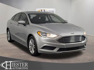 Used 2018 Ford Fusion SE w/ Fusion SE Technology Package image 1