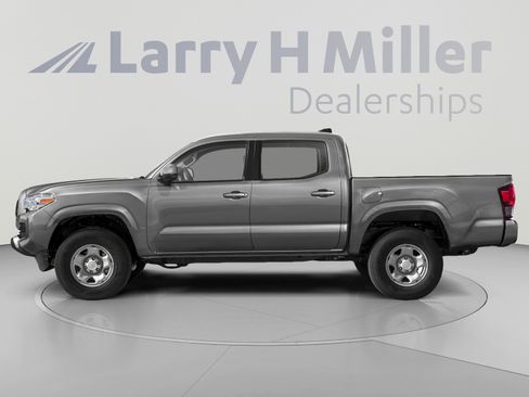 Used 2021 Toyota Tacoma SR AWD/4WD image 3