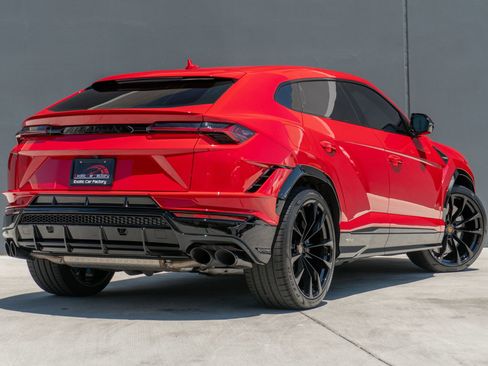 Used 2024 Lamborghini Urus S AWD/4WD image 7