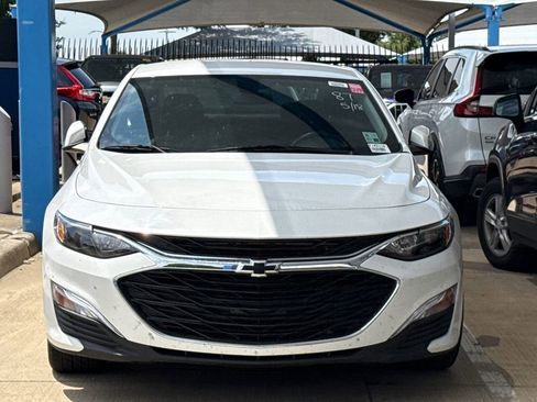 Used 2020 Chevrolet Malibu RS FWD image 2