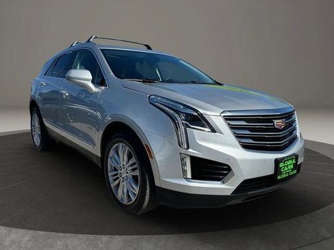 Used 2019 Cadillac XT5 Premium Luxury FWD image 4