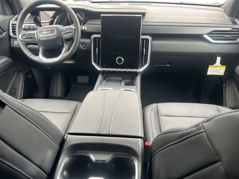 New 2026 GMC Acadia Elevation w/ Elevation Premium Package AWD/4WD image 13