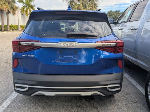 Used 2022 Kia Seltos S image 14