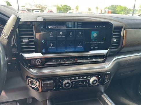 Certified 2025 Chevrolet Silverado 3500 High Country w/ High Country Premium Package AWD/4WD image 15