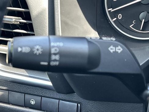 New 2026 Nissan Rogue SV AWD/4WD image 32