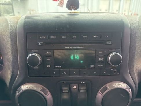 Used 2012 Jeep Wrangler Sport image 15