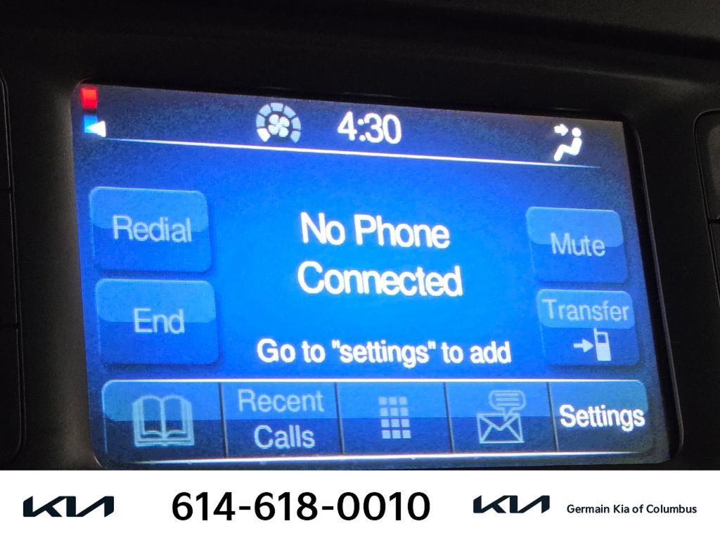 Used 2015 Chrysler 200 Limited FWD image 27