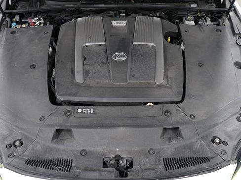 Used 2022 Lexus LS 500 w/ Interior Upgrade Package RWD image 31