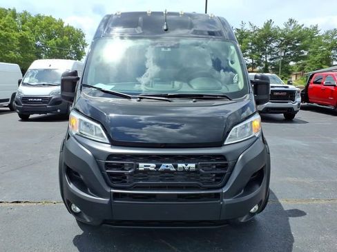 Used 2024 RAM ProMaster 2500 w/ Convenience Group FWD image 31