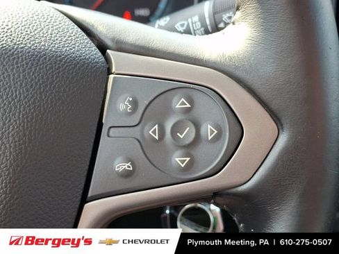 Used 2017 Chevrolet Colorado Z71 AWD/4WD image 24