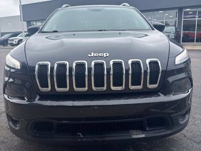 Used 2016 Jeep Cherokee Latitude w/ Comfort/Convenience Group