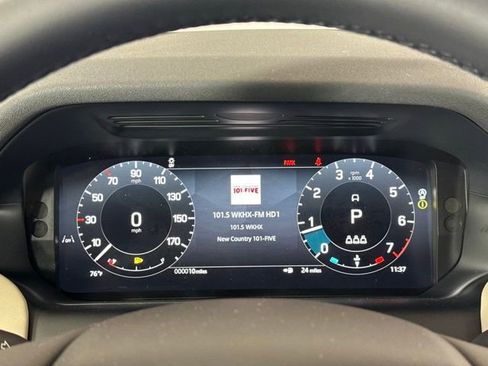 New 2025 Land Rover Discovery Sport S image 36