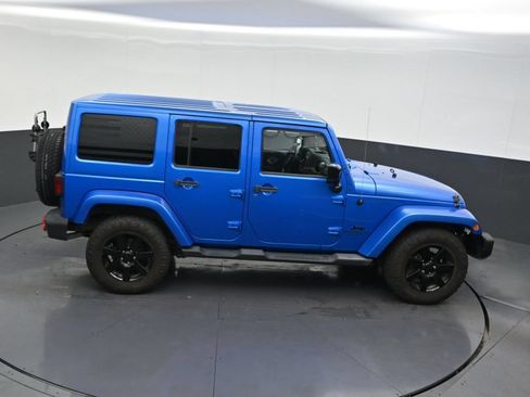 Used 2014 Jeep Wrangler Unlimited Sahara AWD/4WD image 20