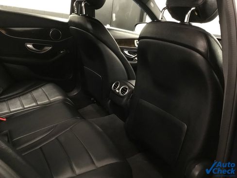 Used 2018 Mercedes-Benz C 300 4MATIC Sedan image 32