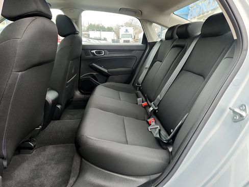 Used 2023 Honda Civic EX image 10