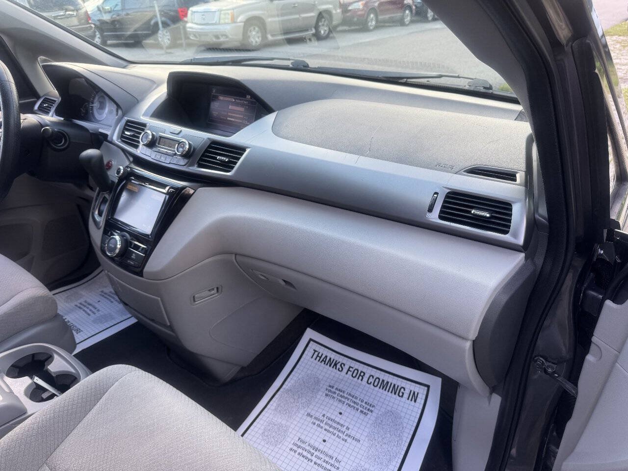 Used 2015 Honda Odyssey EX image 10