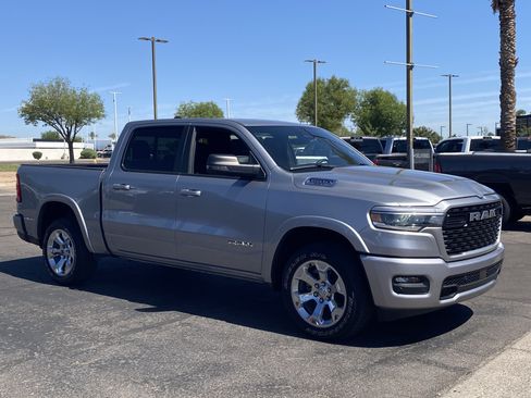 Used 2025 RAM 1500 Big Horn AWD/4WD image 7