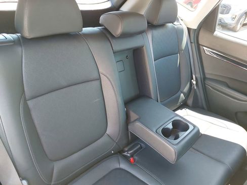 Used 2021 Kia Seltos SX w/ SX Sunroof Package AWD/4WD image 11