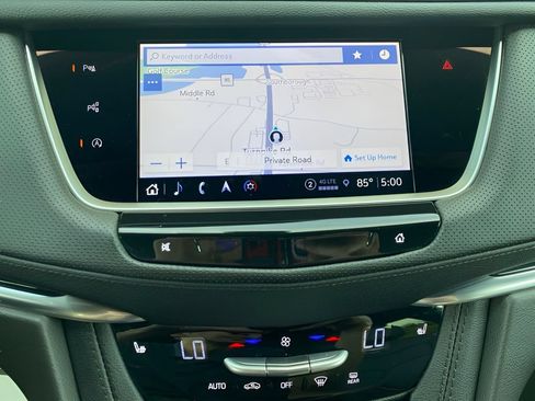 Certified 2025 Cadillac XT5 Premium Luxury w/ Technology Package AWD/4WD image 22