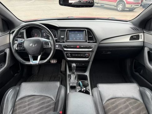 Used 2018 Hyundai Sonata Sport FWD image 11