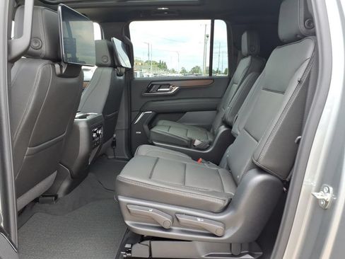 New 2026 GMC Yukon XL Denali w/ Advanced Technology Package AWD/4WD image 14