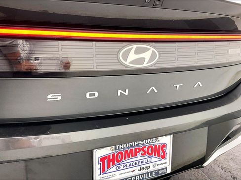 Used 2025 Hyundai Sonata SEL FWD image 30