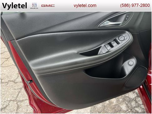 Used 2023 Buick Encore GX Select w/ Sport Touring Package image 15