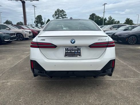 New 2027 BMW 550e xDrive AWD/4WD image 4