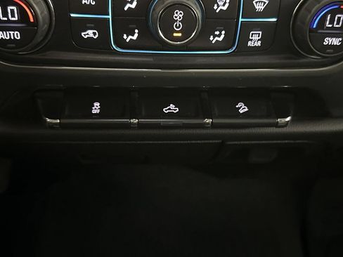 Used 2019 Chevrolet Silverado 1500 LT w/ All Star Edition AWD/4WD image 43