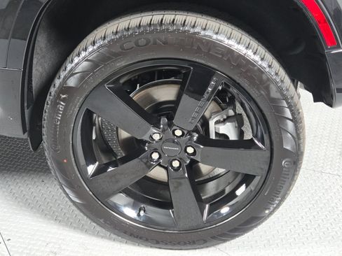 New 2026 Land Rover Defender 110 X-Dynamic SE AWD/4WD image 10