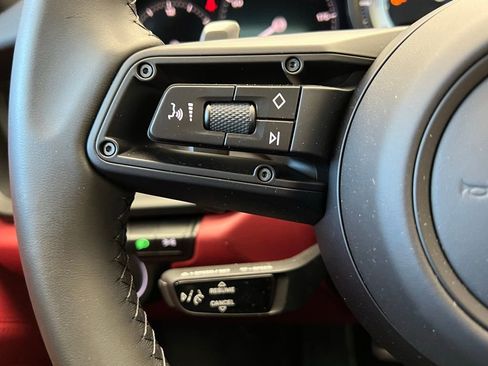 Used 2024 Porsche 911 Targa 4S image 8