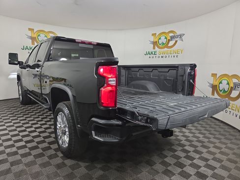 Certified 2023 Chevrolet Silverado 3500 High Country image 33