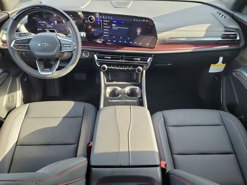New 2026 Chevrolet Traverse Z71 w/ Enhanced Driving Package AWD/4WD image 15