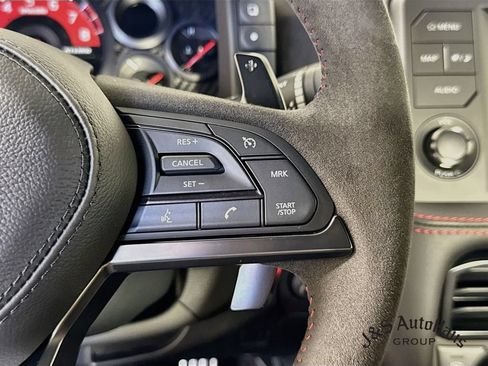Used 2021 Nissan GT-R NISMO AWD/4WD image 14