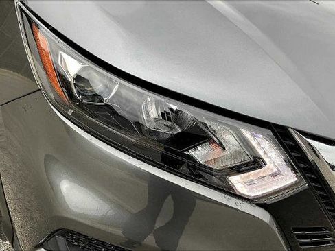 Certified 2021 Nissan Rogue Sport SV image 26