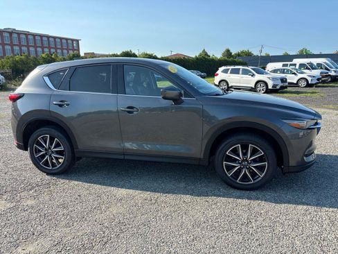 Used 2017 MAZDA CX-5 Grand Touring w/ Premium Package AWD/4WD image 4