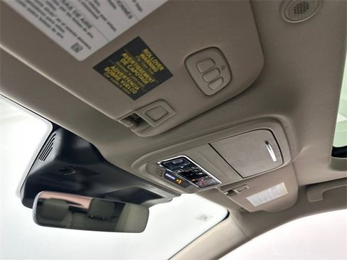 New 2026 Lincoln Corsair Premiere image 31