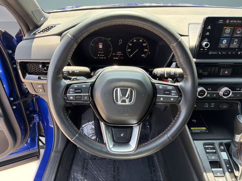 Used 2024 Honda CR-V Sport Touring image 10