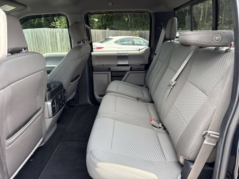 Used 2018 Ford F150 XLT w/ Equipment Group 302A Luxury RWD image 10