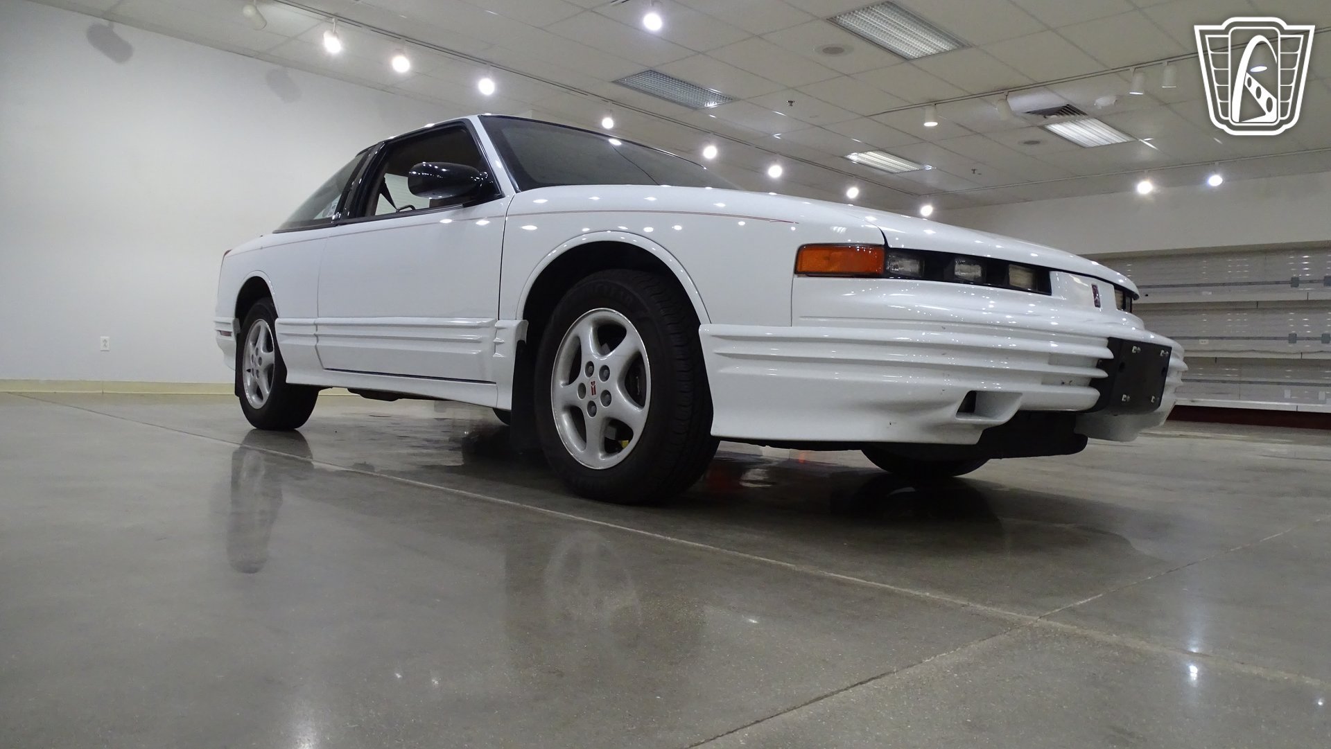Used 1997 Oldsmobile Cutlass Supreme SL FWD image 22