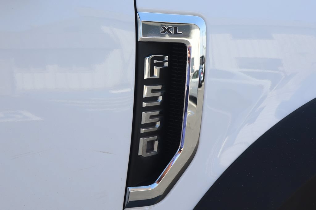 Used 2017 Ford F550 Luxury RWD image 48