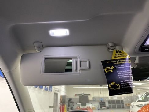 New 2026 Volkswagen Tiguan SE image 24