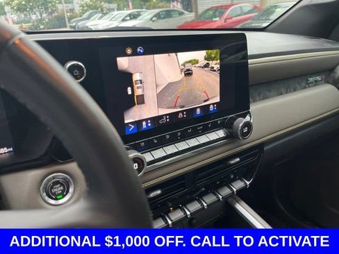 Used 2023 Chevrolet Colorado ZR2 w/ ZR2 Convenience Package III AWD/4WD image 25