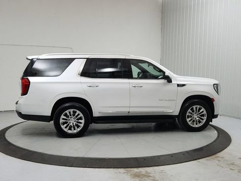 Used 2022 GMC Yukon SLT w/ SLT Luxury Package RWD image 8