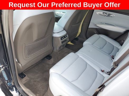 New 2026 Genesis GV70 2.5T Advanced AWD/4WD image 16