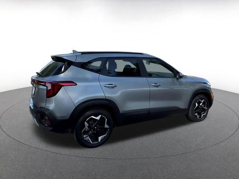 Used 2025 Kia Seltos S FWD image 13