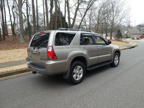 Used 2009 Toyota 4Runner SR5 image 28